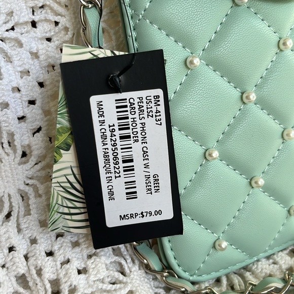 NWT Easter/spring phone case with insert card holder/ pearl strap. Mint green. - Picture 5 of 11